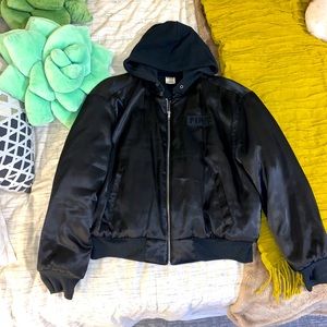 VICTORIAS SECRET PINK black puffer jacket